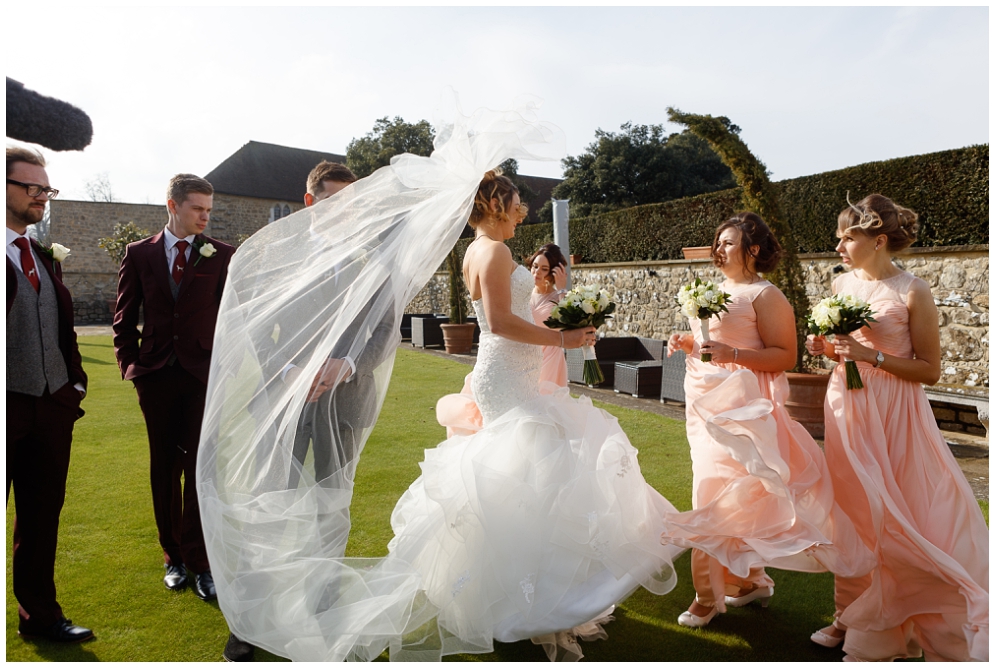 Strong wind at Leeds Castle wedding