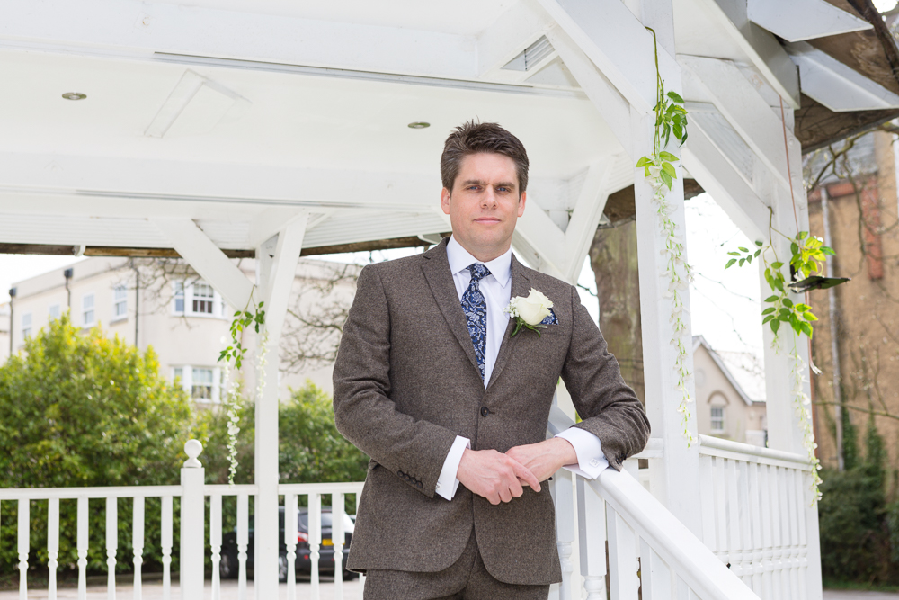 Relaxed Wedding photography in Kent